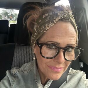 Meet your Posher, Melanie